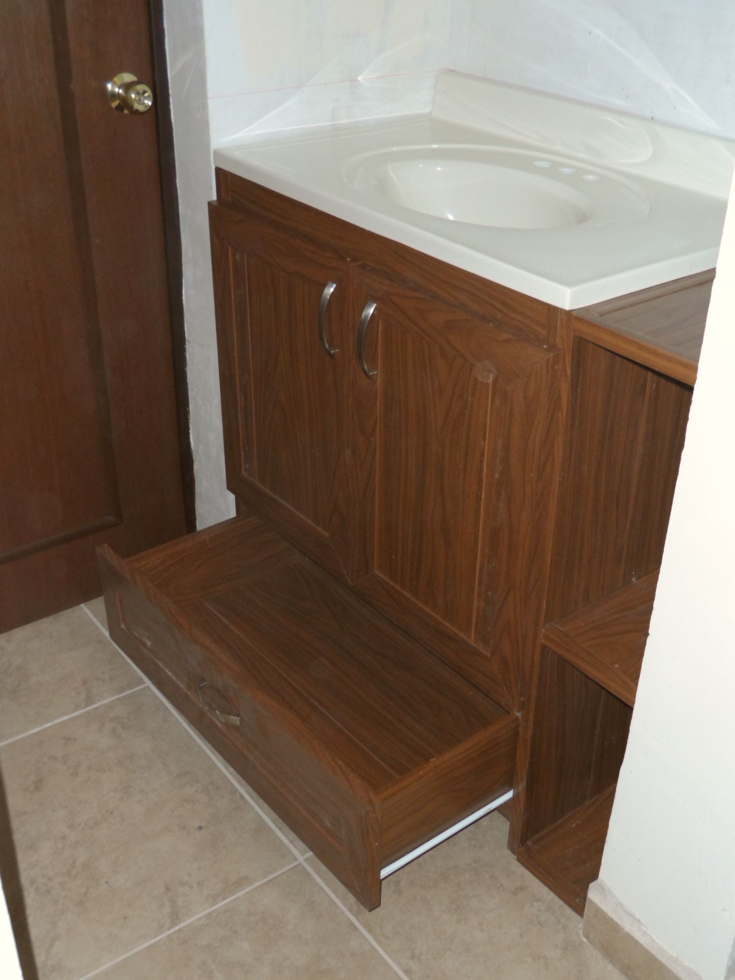 Bathroom Cabinets Plastic